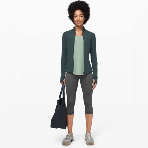 Lululemon Wunder Under High-Rise 1/2 Tight 17" Size 6 In Heathered Black - Picture 3 of 10